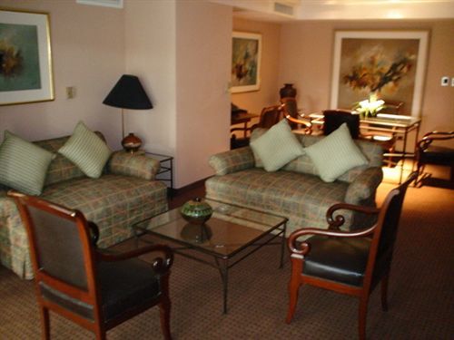 Maria Angola Hotel