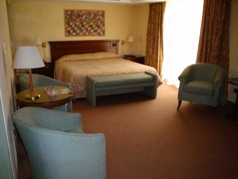 Hotel Maria Angola